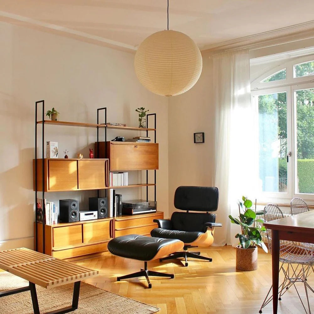 Aiko Minimalist Ribbed Paper Globe Pendant Light scene3.webp__PID:592155f4-3317-43cb-8be7-120a09212744