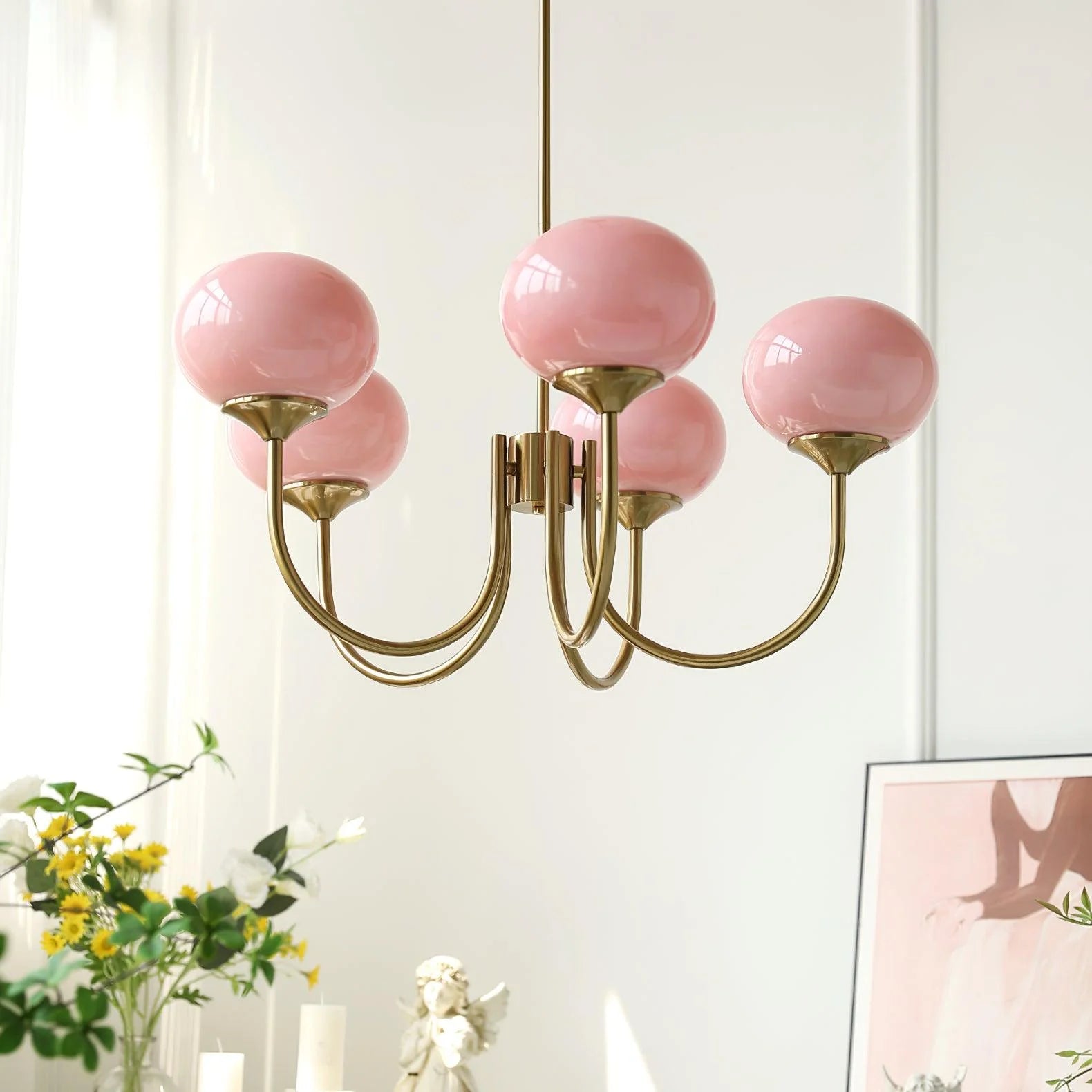 Lampadario-Globe-in-vetro-crema-bauhaus.webp__PID:23214960-0570-4d3e-807f-43eb59879def