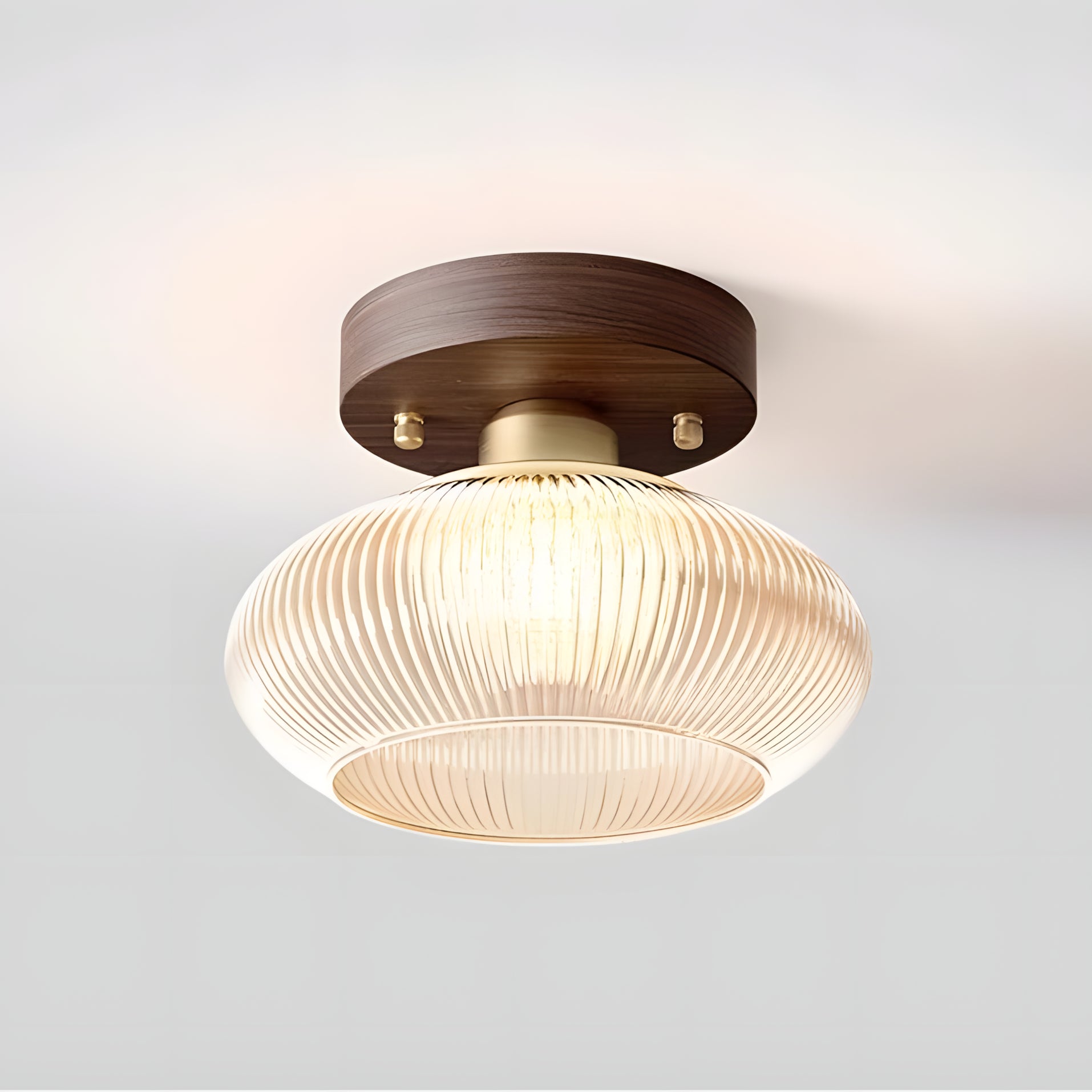 Plafonnier minimaliste en verre à dôme bas Otis 10.webp__PID:1a7eeccf-bf2a-434a-a0d1-ee3119c5111d