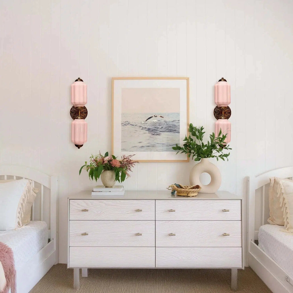 Eirlysia Vintage Eloise Milk Glass Wall Light-23.webp__PID:081b5023-00ac-49e3-940b-8a6b6edc050f