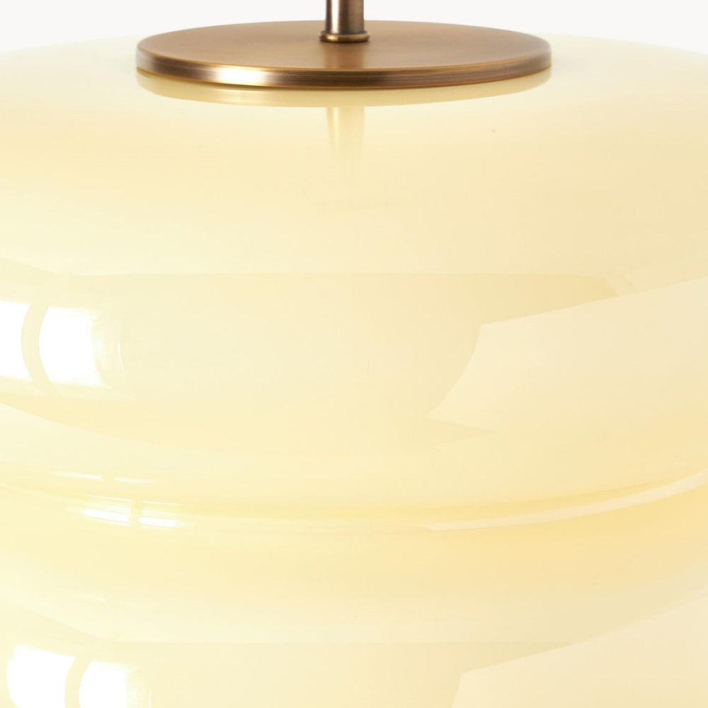 Elyra Bauhaus Opalglas-Pendelleuchte (8).webp__PID:8f8d6780-706e-4b15-9ce6-c8214ff642ef