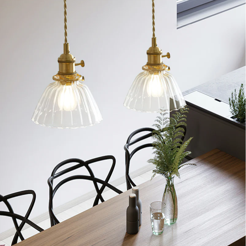 Porphyrion Mini Retro Brass Clear Glass Pendant Light (9).png__PID:0ba25bba-ea79-4ce2-b377-82ad0b1eb97a