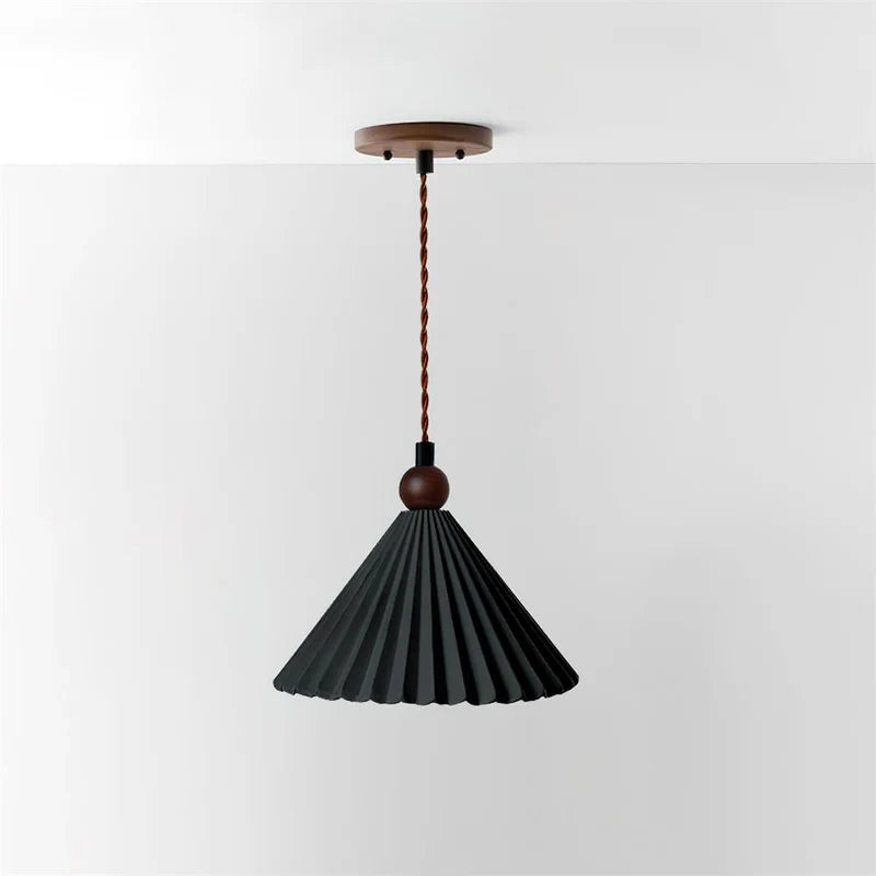 Lámpara colgante de cono de cerámica plisada minimalista Eirene (3).webp__PID:71dcd9f9-98e6-4b8e-8679-68916d67fa38