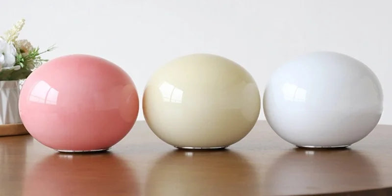 Lampadario-globo-in-vetro-crema-bauhaus (4).webp__PID:5482f1ad-2378-4862-9412-67d665eb3548