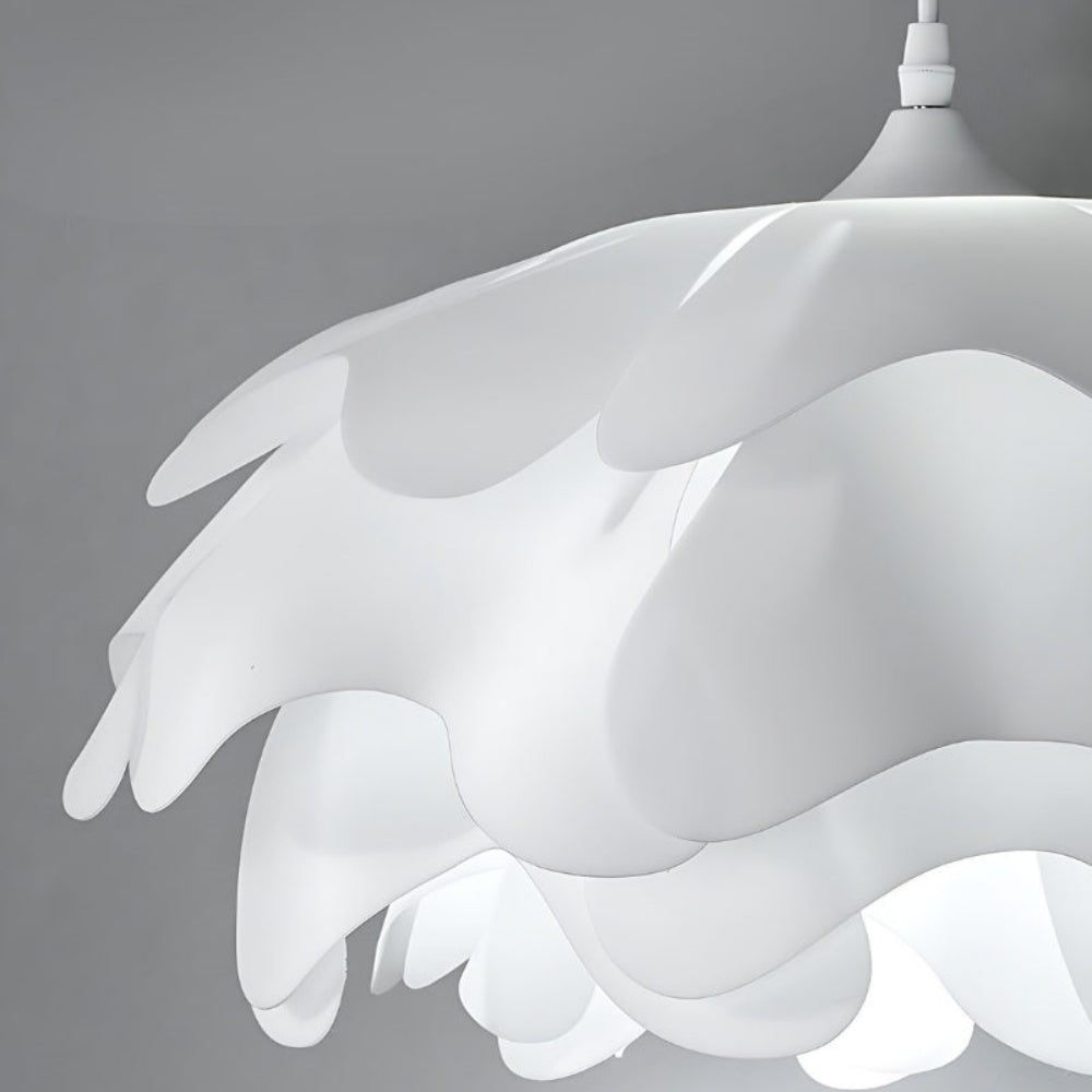 Flower_Shaped_White_Pendant_Lamp-detail (2).webp__PID:3f91bd36-cf7c-46ff-a75a-03d2a12b3937