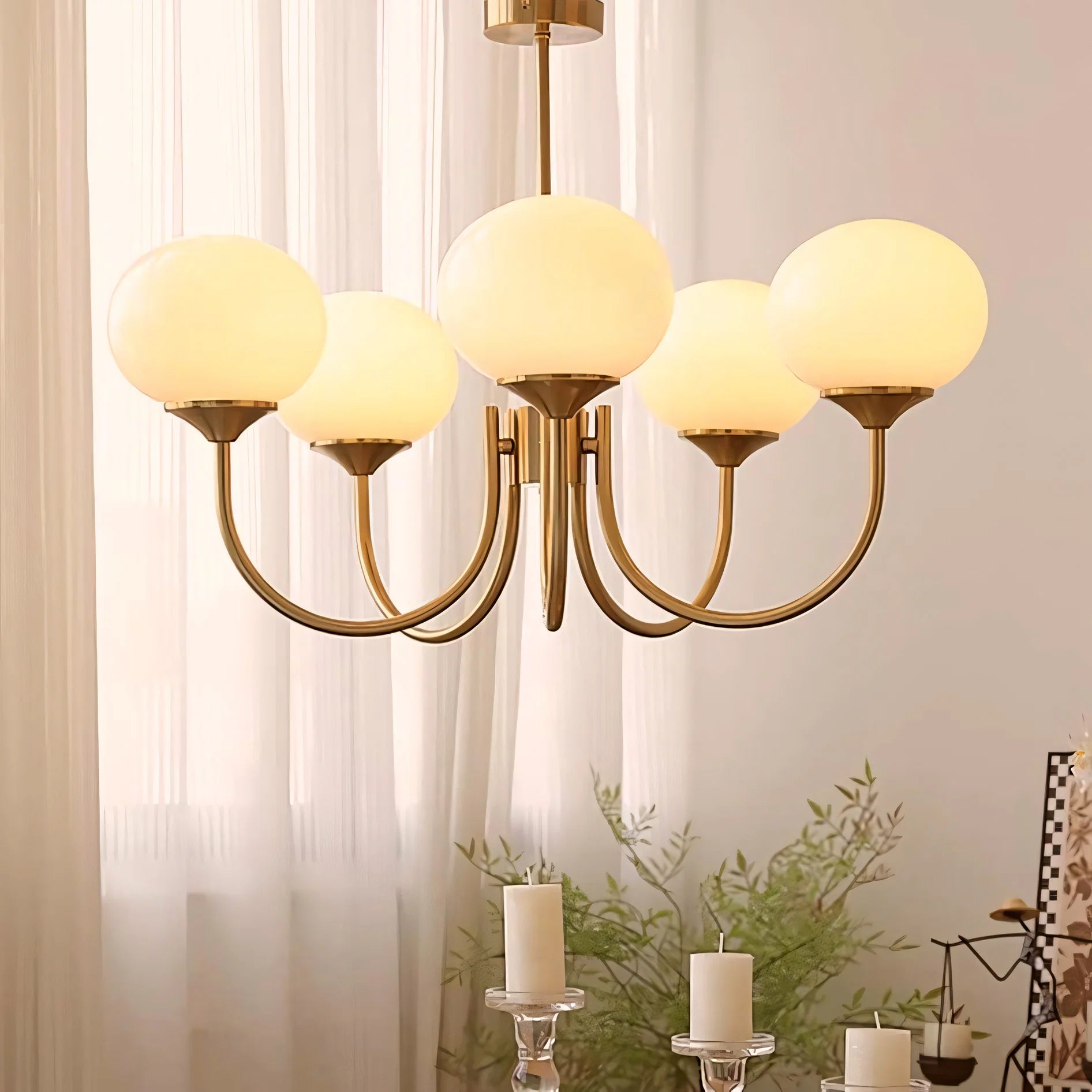 Rheon-Bauhaus-Cream-Glass-Globe-Lampadario.webp__PID:21496005-700d-4ec0-bf43-eb59879def1d