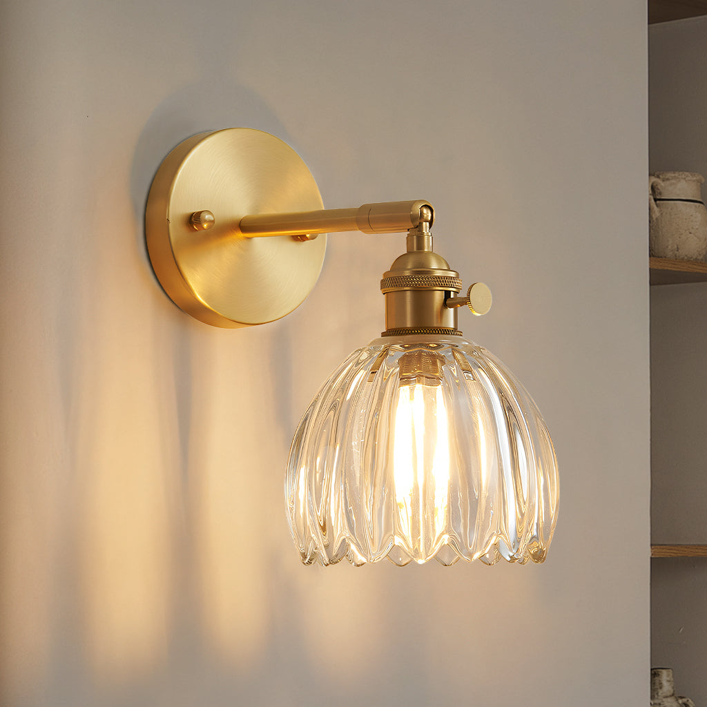 Lampada da parete in vetro Freya Lotus trasparente.jpg__PID:8f955e31-2a2a-4484-9744-b6c603b64db2