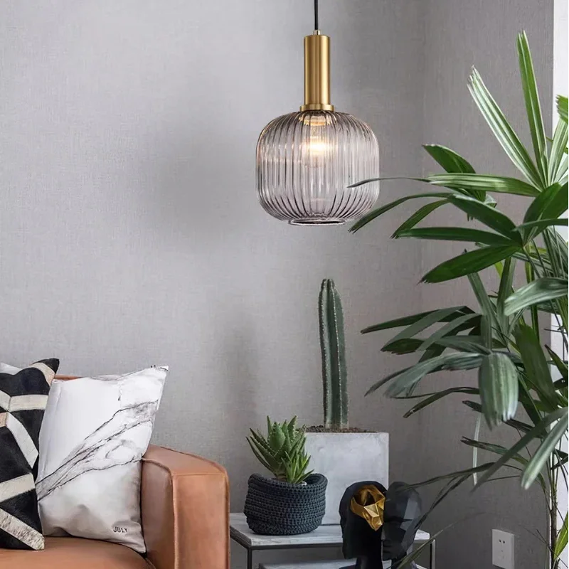 Lampada a sospensione moderna e creativa in vetro a coste Scylla1 (4).webp__PID:f77194e7-aa55-4604-84b0-983bd5a50ae6