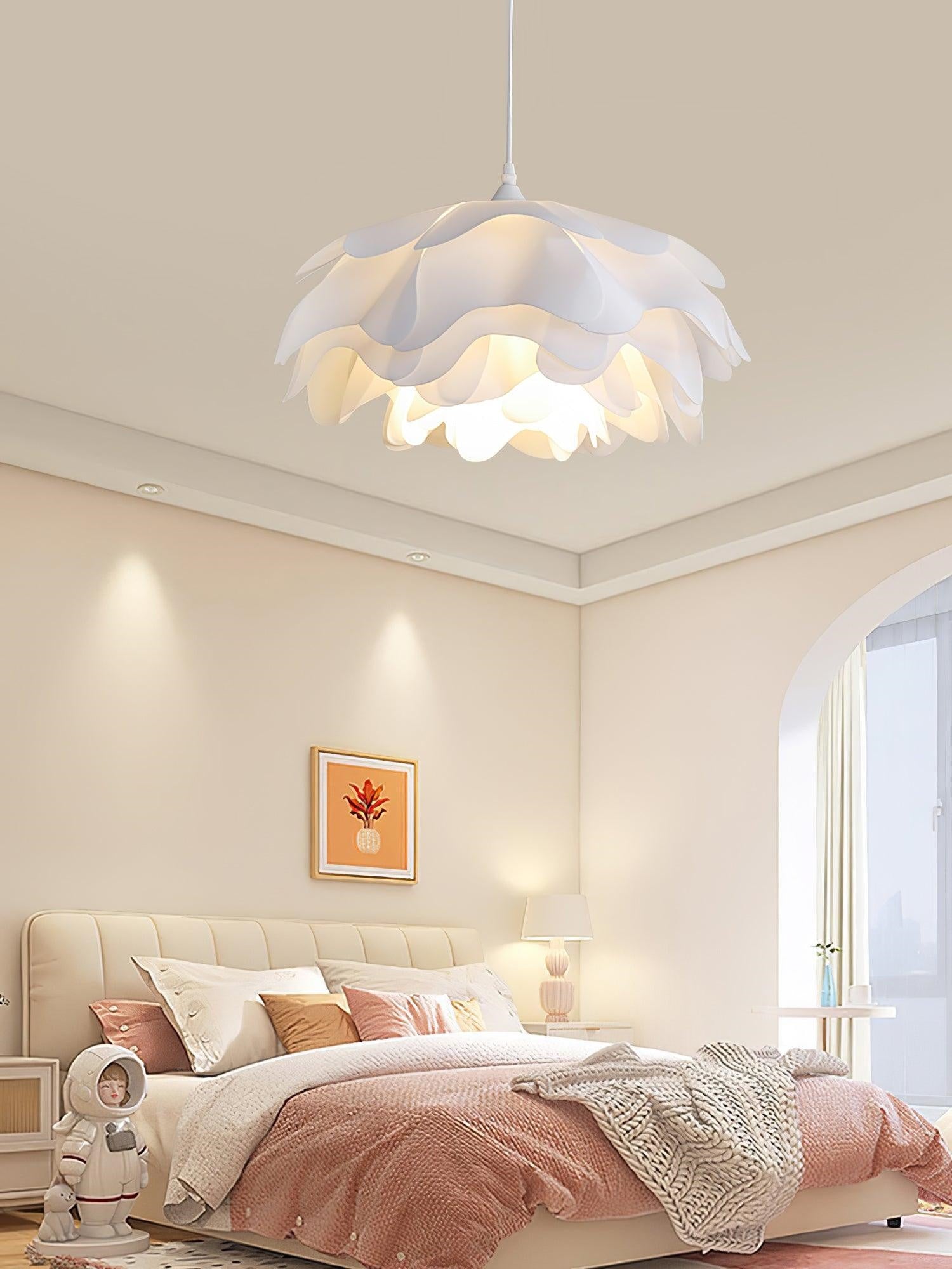 Aeloria Flower Shaped Snow Petal Pendant Light (8).webp__PID:997a70b7-54e9-47c2-b511-f6537a09ba76