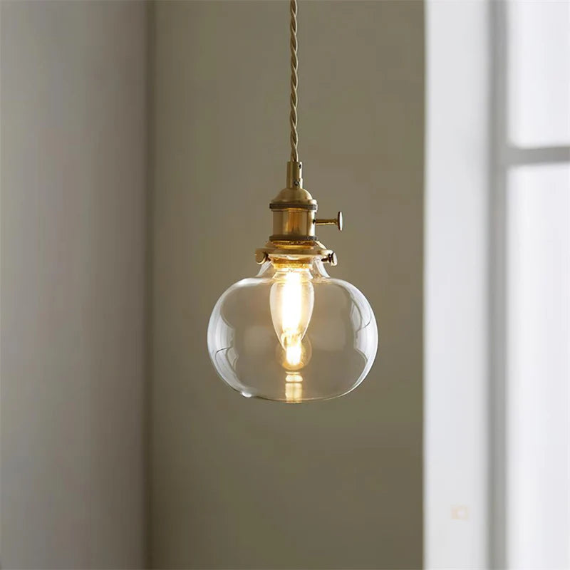 Porphyrion Mini Retro Messing-Klarglas-Pendelleuchte (1).webp__PID:1edd8dfc-f90b-425b-baea-795ce2337782