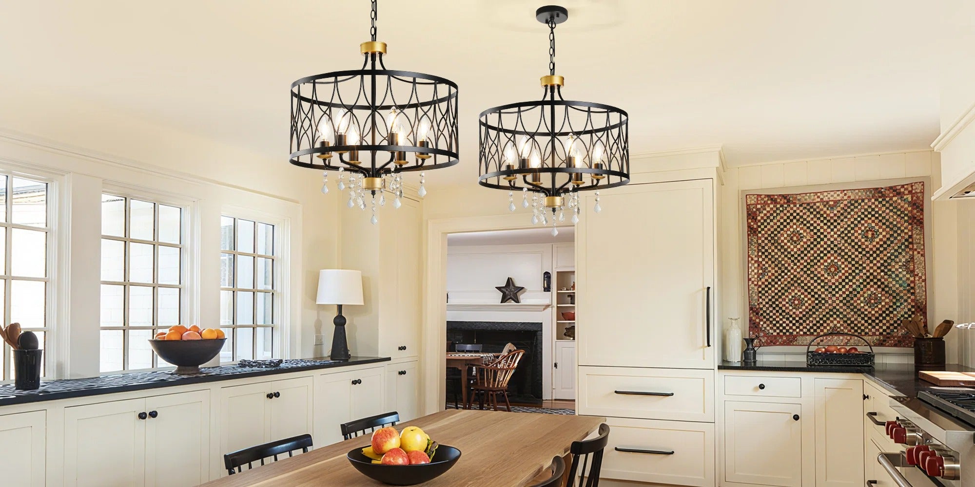 Lustre à 6 lumières en forme de cage en métal Callum Farmhouse2.webp__PID:7262f16a-b6f3-4a67-bf52-e1355539cd06