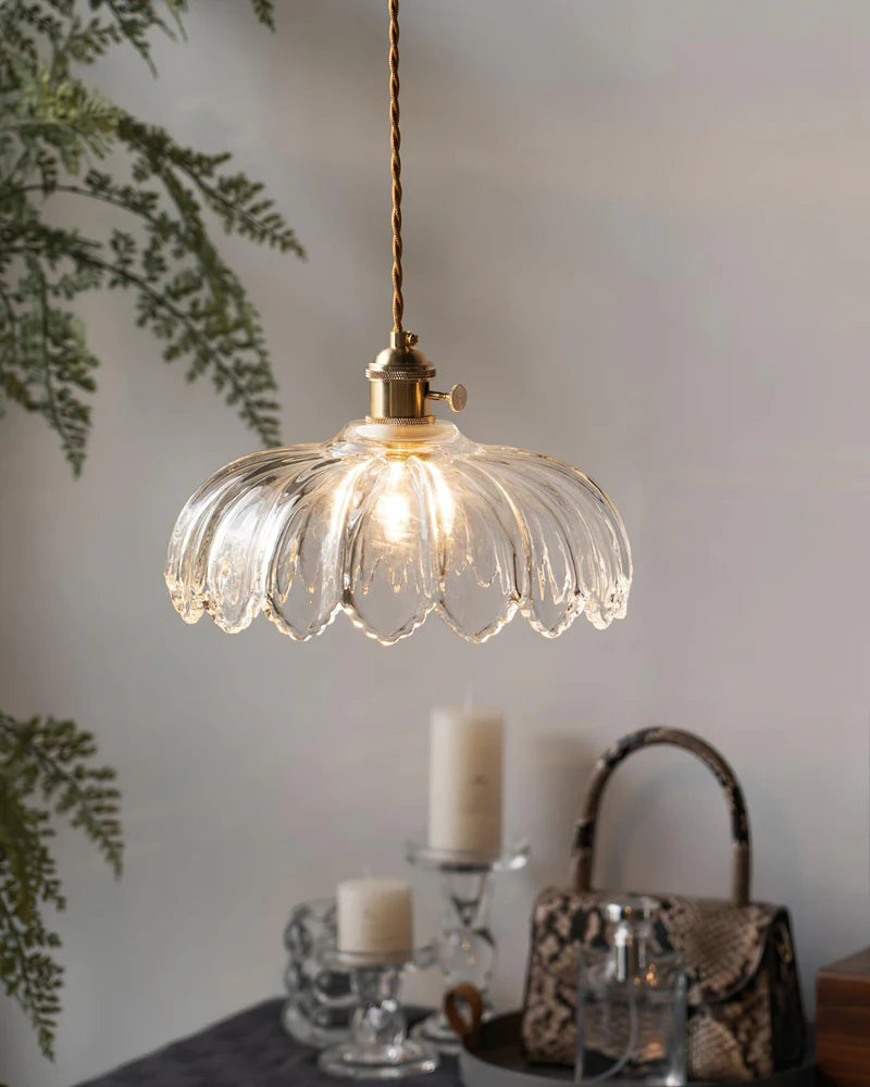 Typhon Retro Pastoral Glass Flower Pendant Light (15).webp__PID:9aa34089-67ec-48c4-ad76-58b81029632b