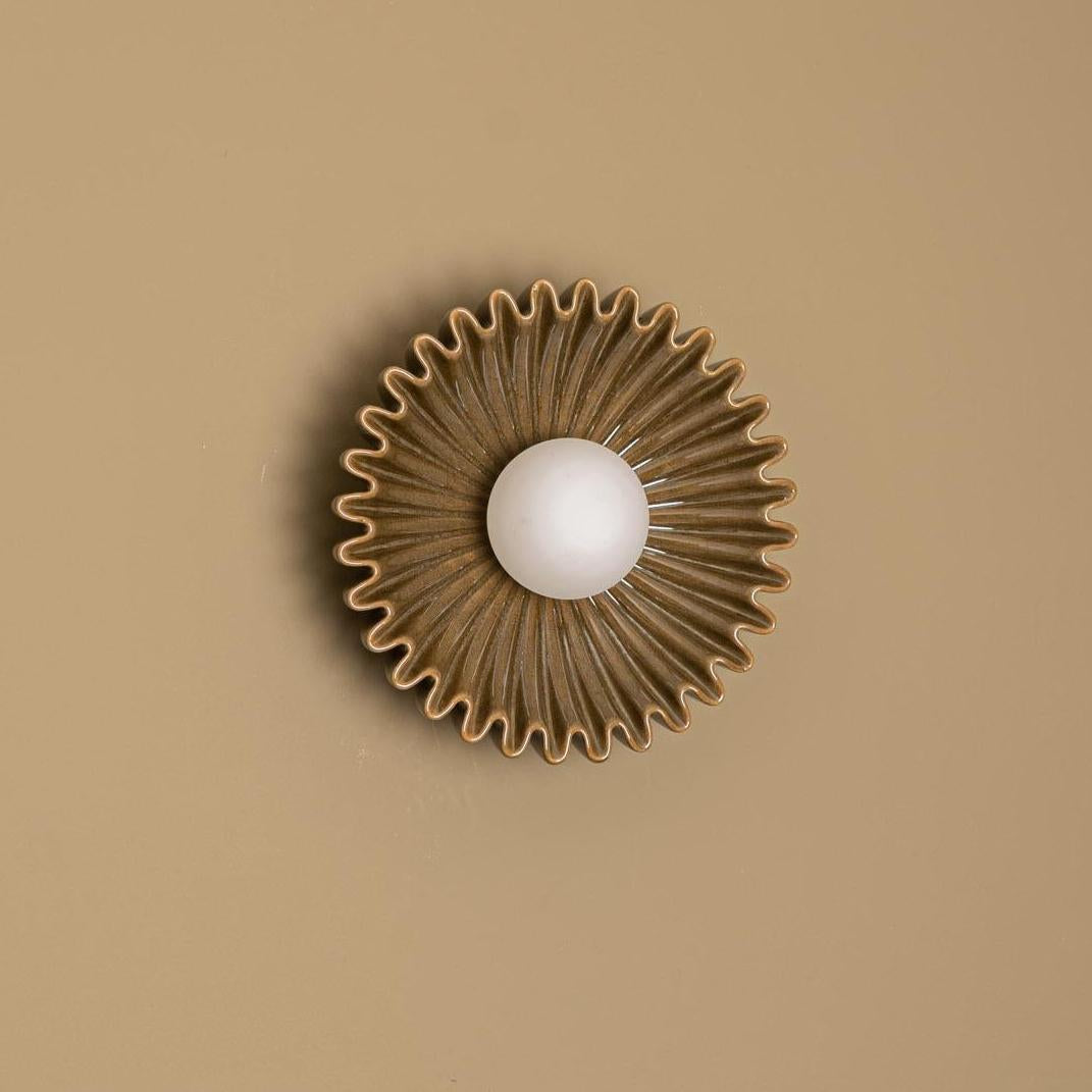 Romy Applique da parete moderno ed elegante in ceramica con fiori (7) (1).webp__PID:5d2c80d1-cceb-4a0a-b253-76bcf13fb0d5