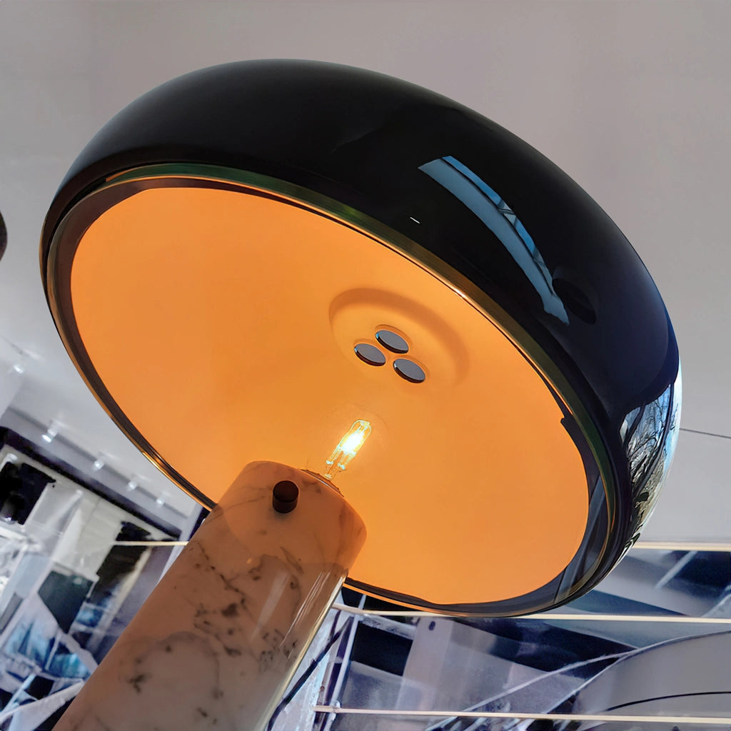 Lugh Snoopy Lampada da Tavolo4.webp__PID:90a5acdb-7626-48e6-8f7f-7092536e03ea