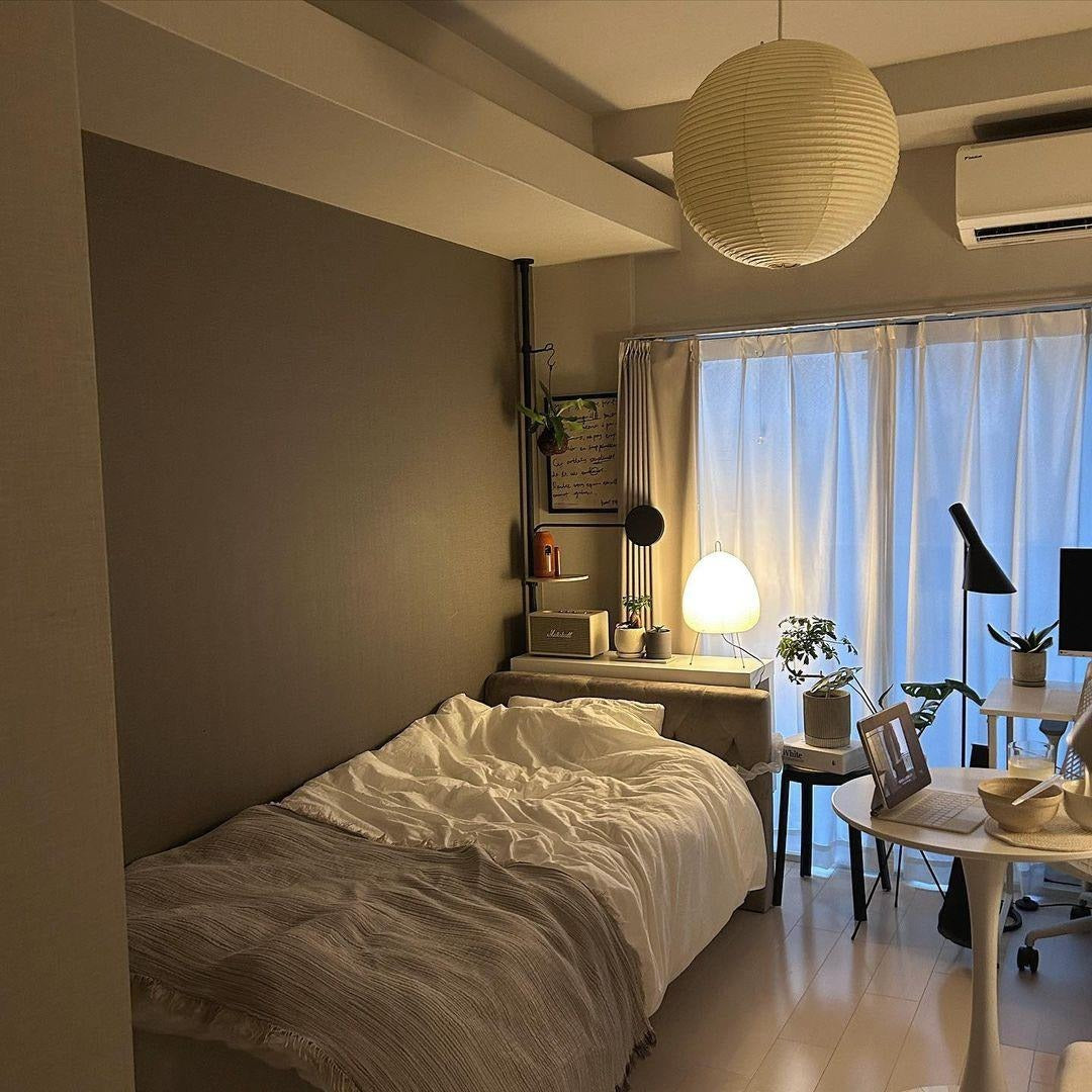 Aiko Minimalist Ribbed Paper Globe Pendant Light Bedroom.jpg__PID:c11b6183-4ccb-4a72-b281-e464ee61fa55