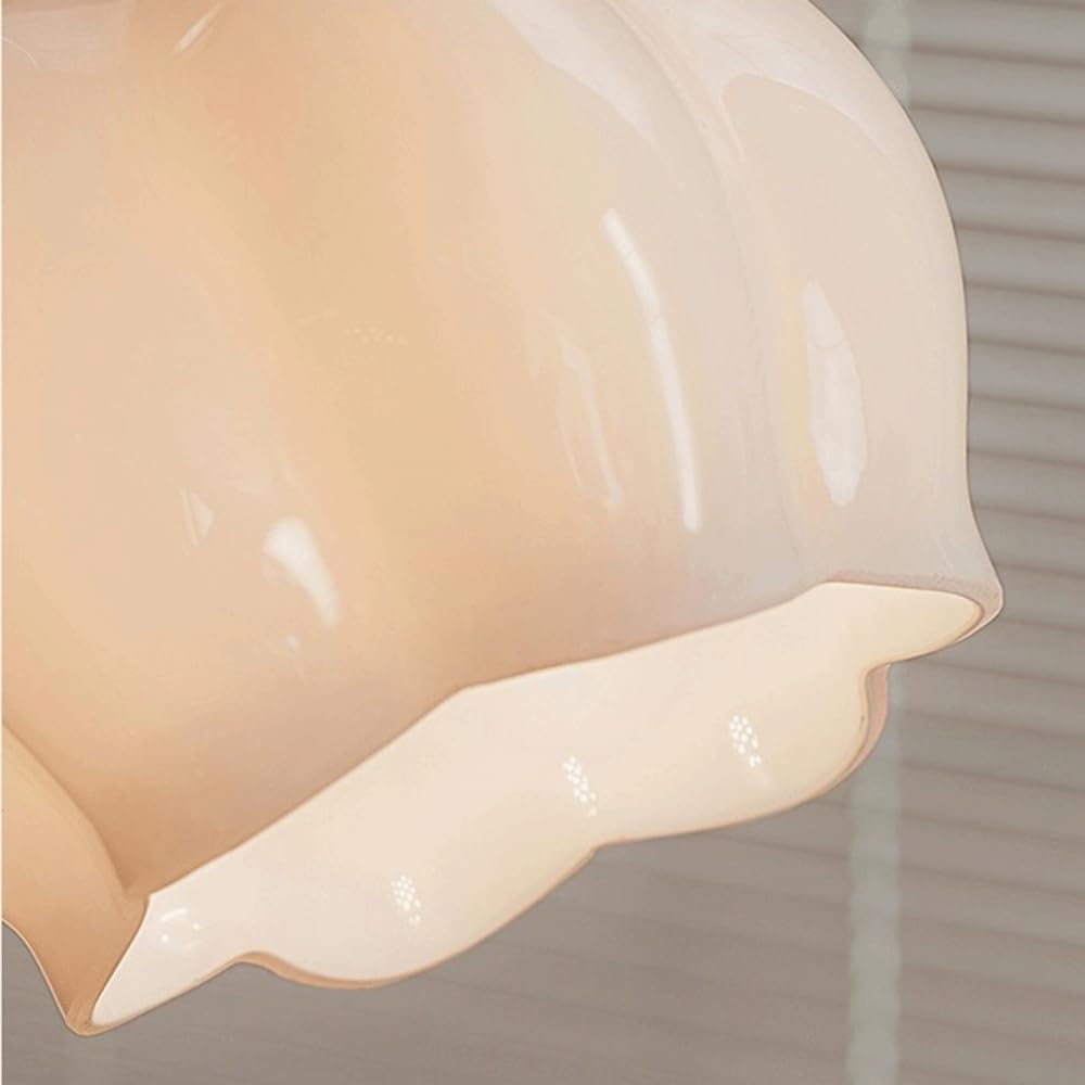 Valeska Nordic crème bloem glazen hanglamp-detail.jpg__PID:3e1df04f-9a81-4488-9235-2c0d777d8951