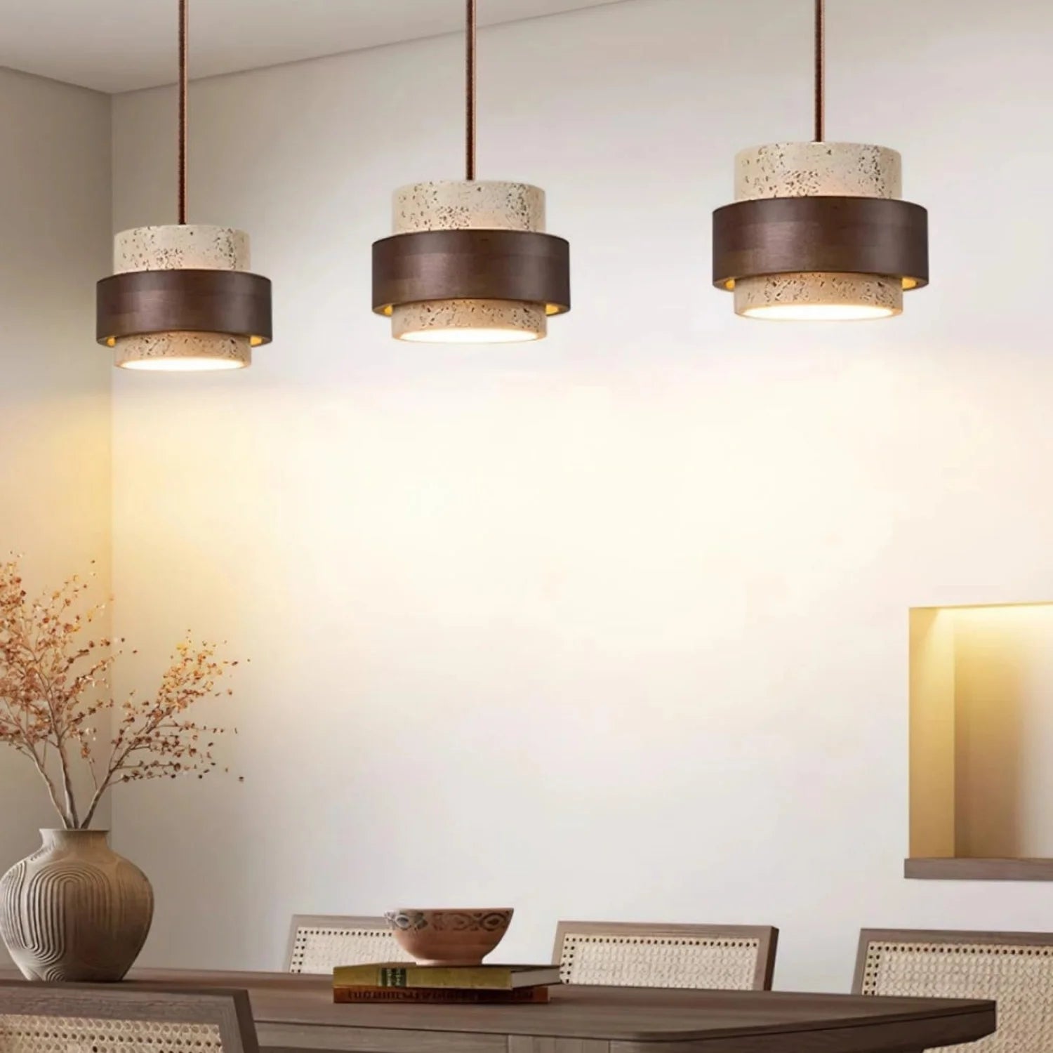 Lámpara-colgante-de-travertino-orvina-japonesa (4).webp__PID:4bd11dd3-8f36-41aa-84df-4d00804129e6