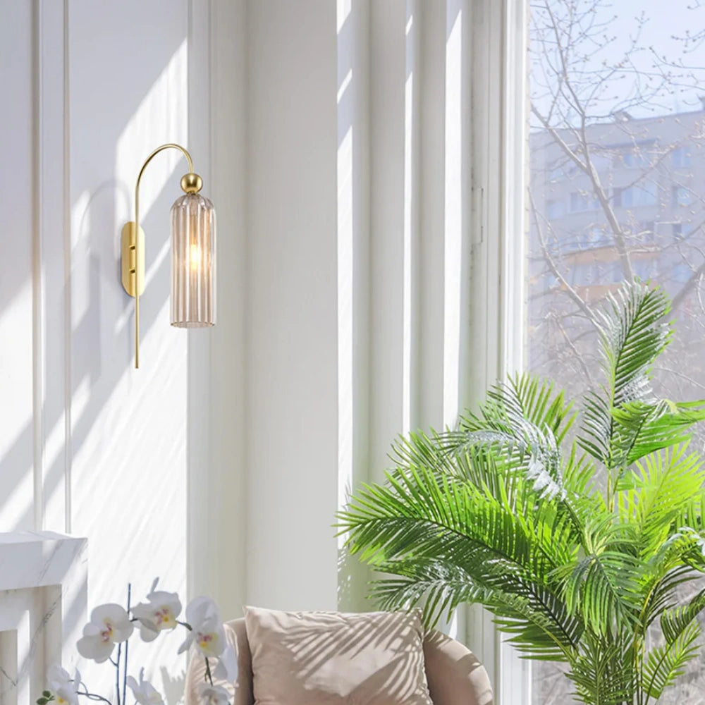 Alvyen Nordic Vertical Glass Wall Light-transparent (2).webp__PID:58eb5ed0-6ebe-4b1a-9a93-ef714b5207e2