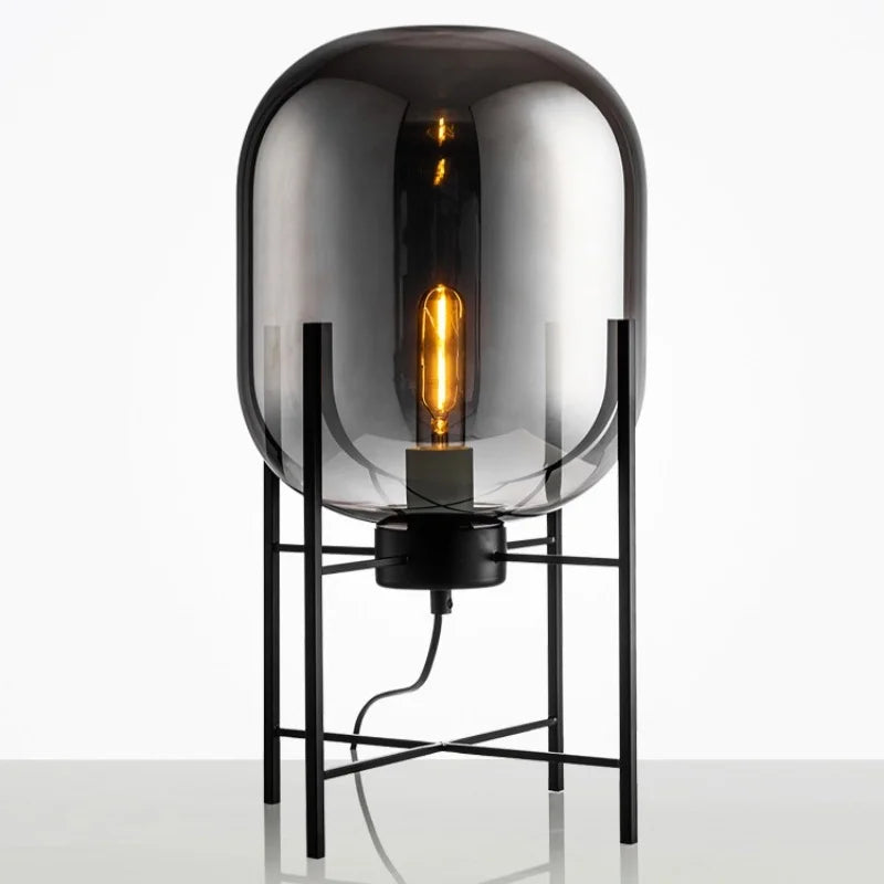 Lampada-da-terra-tavolo-in-vetro-quadrata-tonda-Typhon (5).webp__PID:7d645e80-063d-4828-8cf8-07ca1493658c