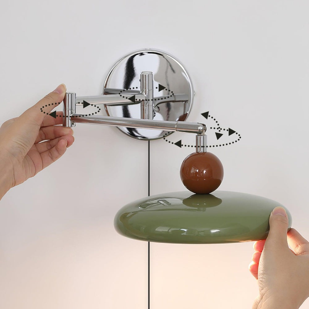 Solara Adjustable Swing Arm Wall Lamp (1).webp__PID:235ba393-0b0a-49b6-a057-024765a0631c