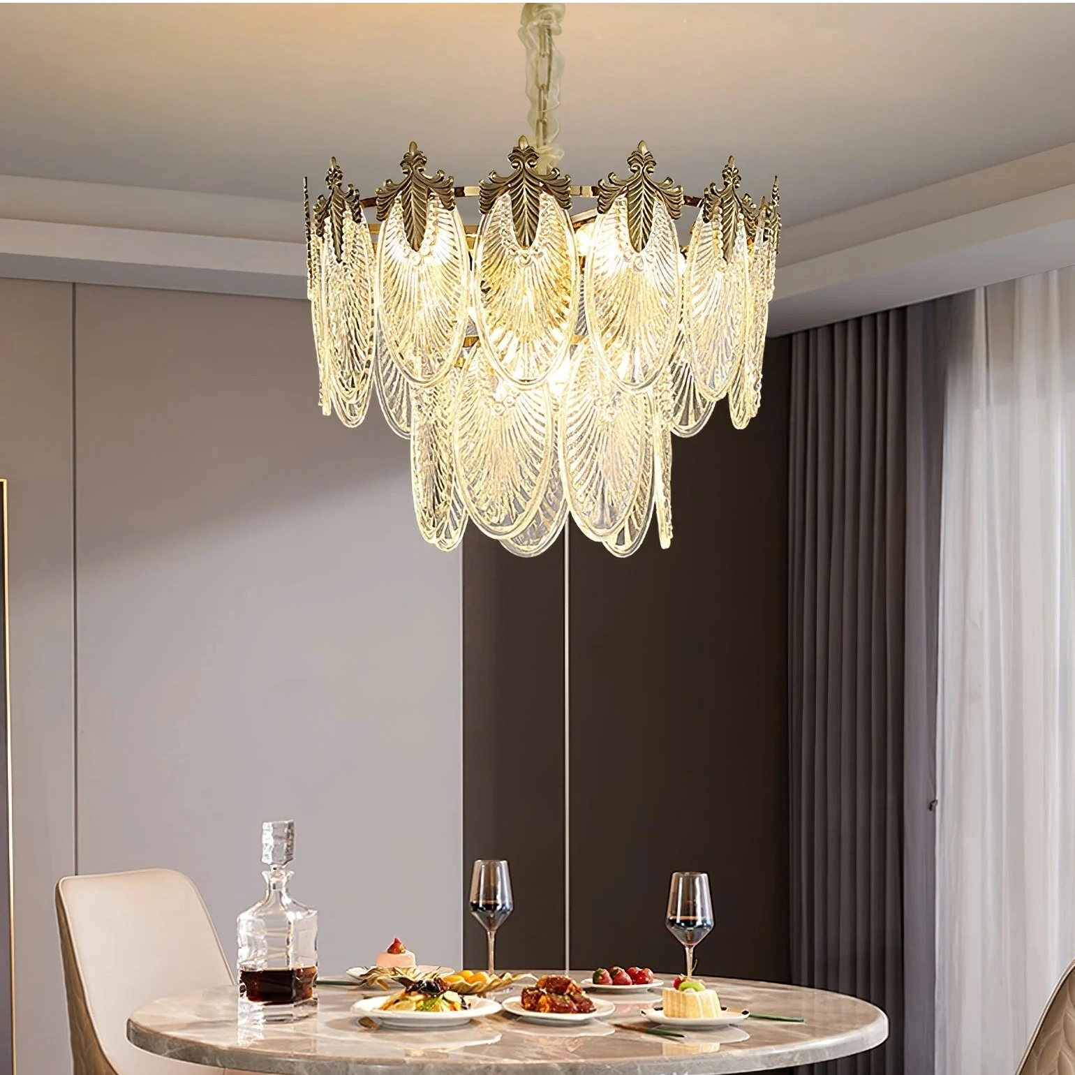 Lustre à feuilles de cristal vintage Valerynthar18.webp__PID:3b37da40-485a-487e-87de-9a60f85b6fb5