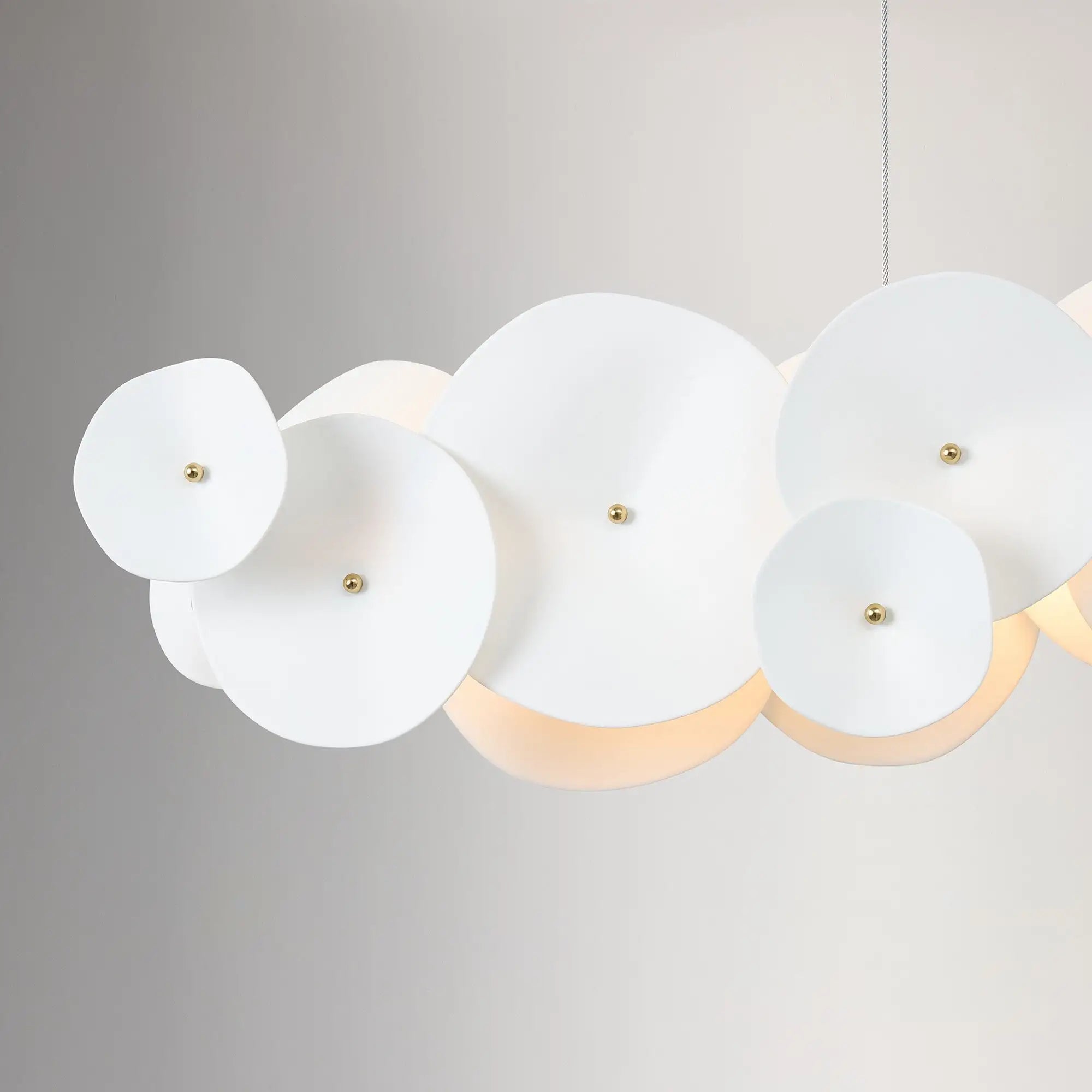 Lustre LED rond linéaire moderne en céramique Stalynxj2.webp__PID:938087b0-3a5b-4bd1-b2bb-761ef14432e9