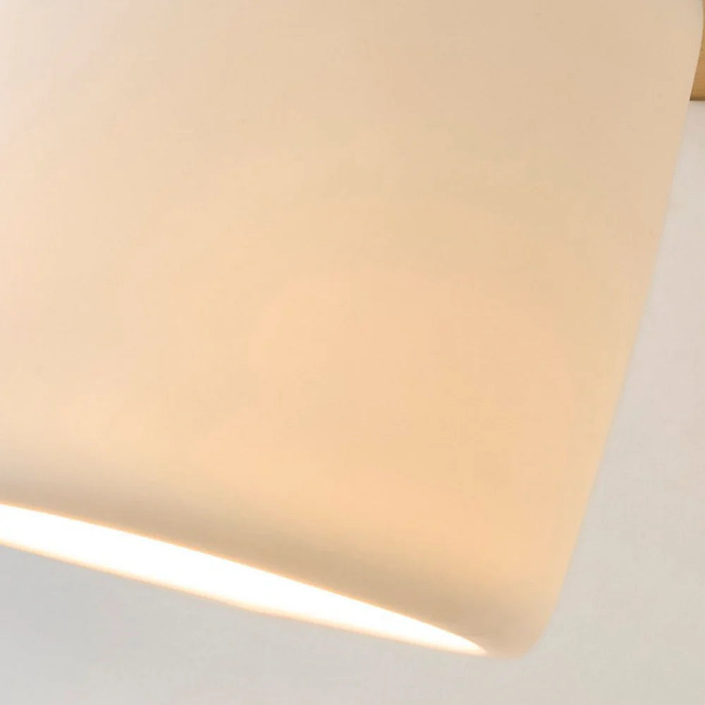 Moderne, elegante Wandleuchte aus Porzellan 10.webp__PID:256aea8e-2ab1-4c2c-97f8-67d7244d7e4d