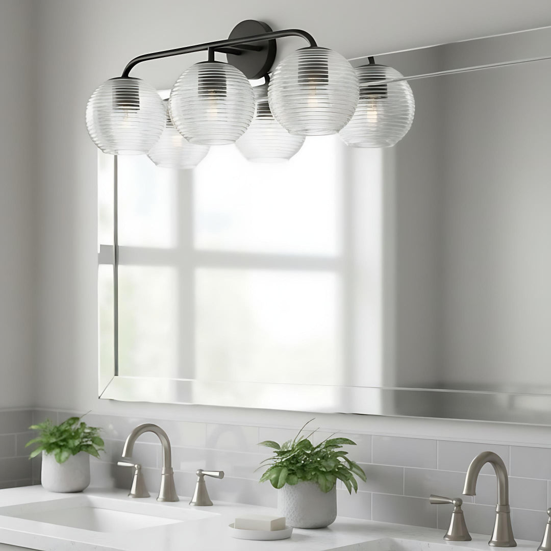 Lámpara de pared minimalista Huxley de 3 luces con vidrio acanalado8.webp__PID:e9aca32c-b66c-4c6f-8d2a-691734b9df5e
