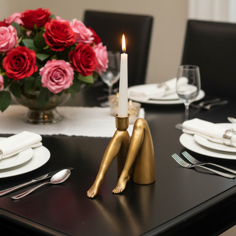 Diana Retro Art Kick Leg Gold Candle Holder 3.webp__PID:0c90075a-ca25-461e-89f9-dcb8dcae2567