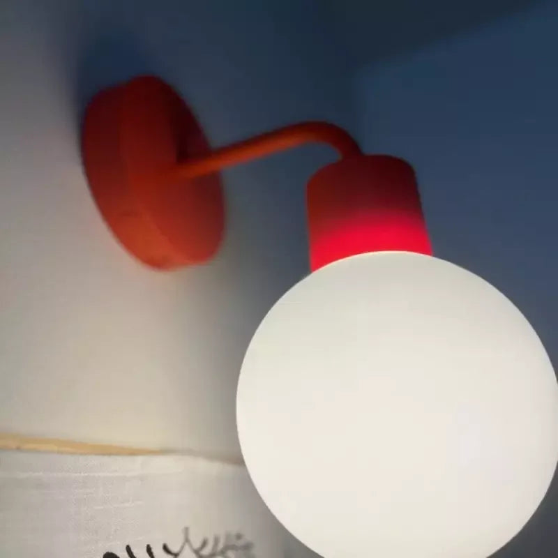 Lumi Vintage Milchglas Halbbündige Eloise Deckenleuchte (10).webp__PID:186a1f71-6b75-42f5-b49f-9d4fa55aa350