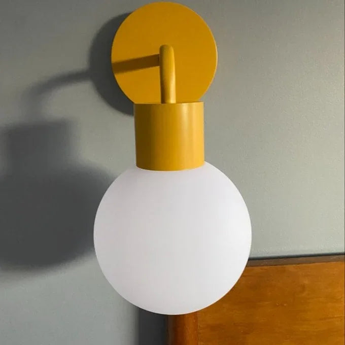 Lumi Vintage Milchglas Halbbündige Eloise Deckenleuchte (11).webp__PID:1f716b75-c2f5-449f-9d4f-a55aa350fb5c