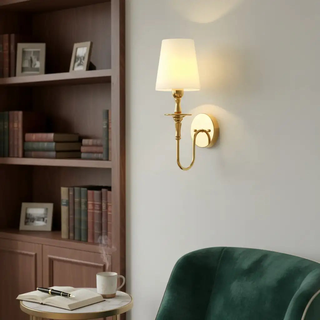 Aplique de pared con brazo curvo dorado clásico retro Xanthe14.webp__PID:79cca56f-3ccb-4afa-a781-13b102d1d671
