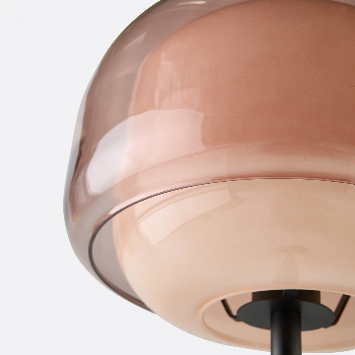 Moderne Stehlampe aus farbigem Glas mit rundem Schirm von Sanae (2).webp__PID:b30daf6a-f75a-44c1-9975-c916e90ca66d