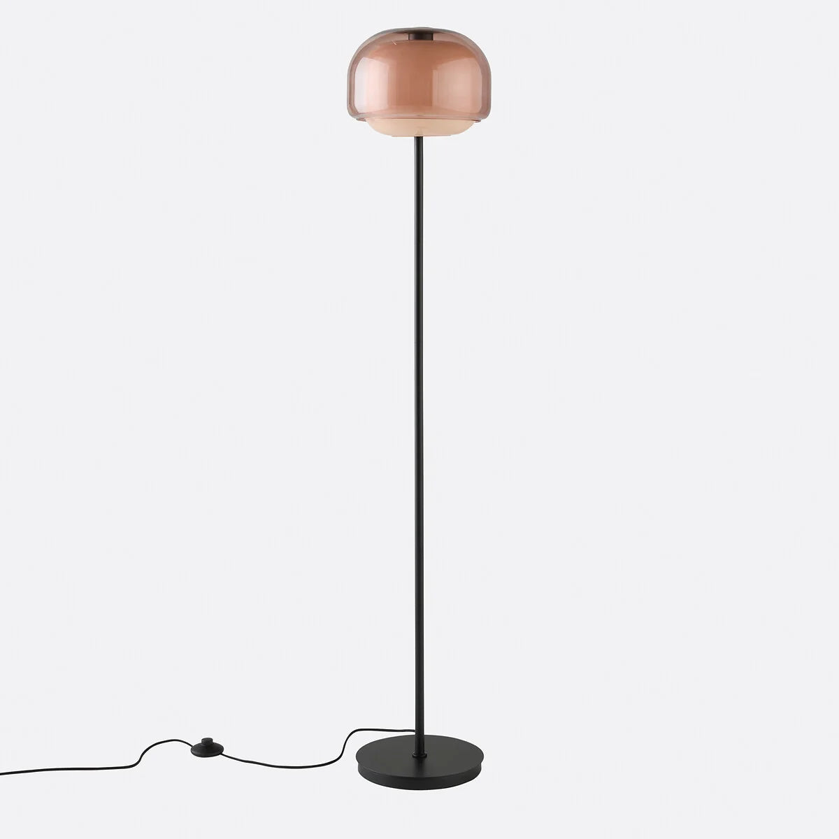 Moderne Stehlampe aus farbigem Glas mit rundem Schirm von Sanae (15).webp__PID:a50a81e2-98cc-42c7-9d81-c1be050fc9a5