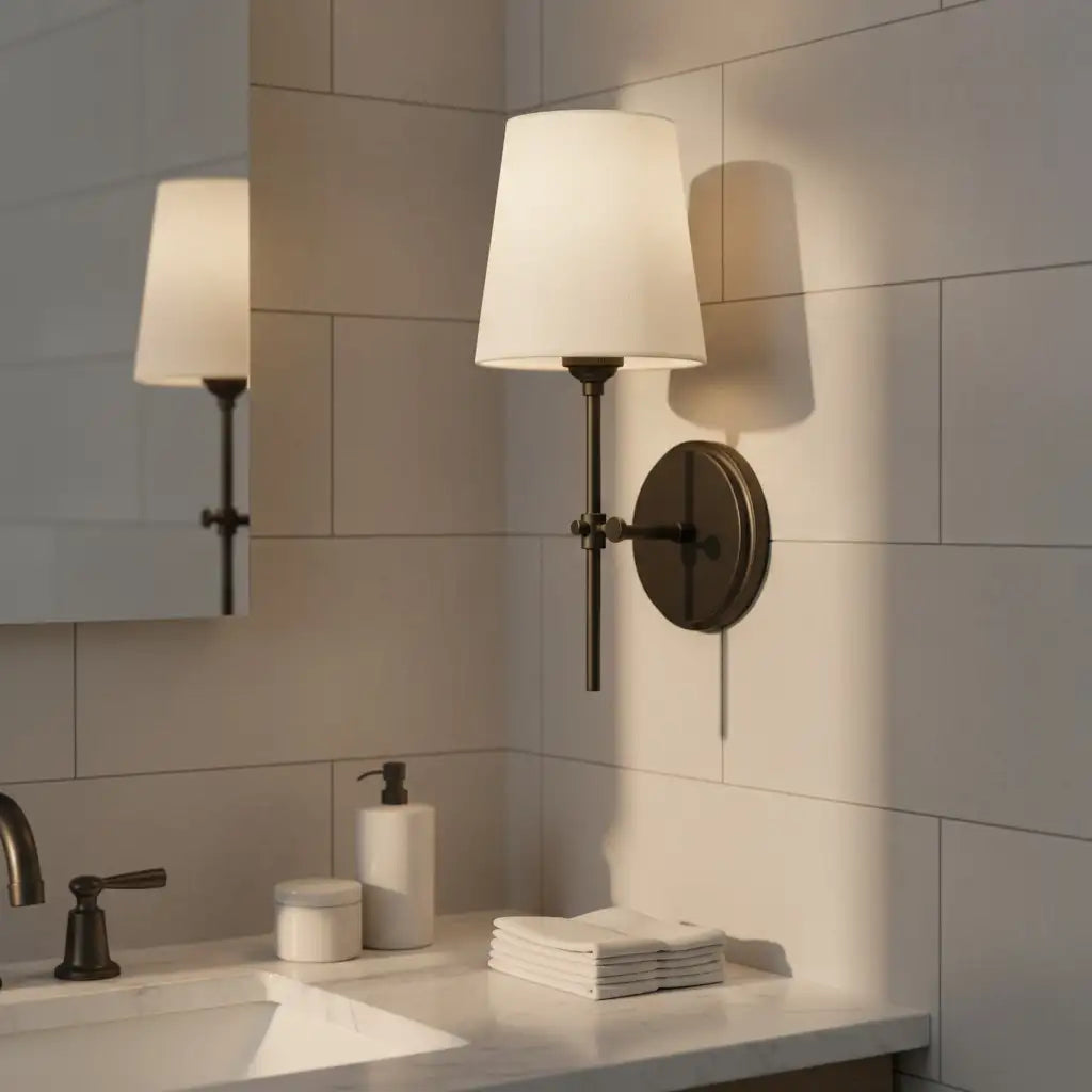 Applique da parete a 1 luce in tessuto minimalista ambrato in ottone15.webp__PID:56365291-3d4e-43b1-819d-b4c57a8db65a