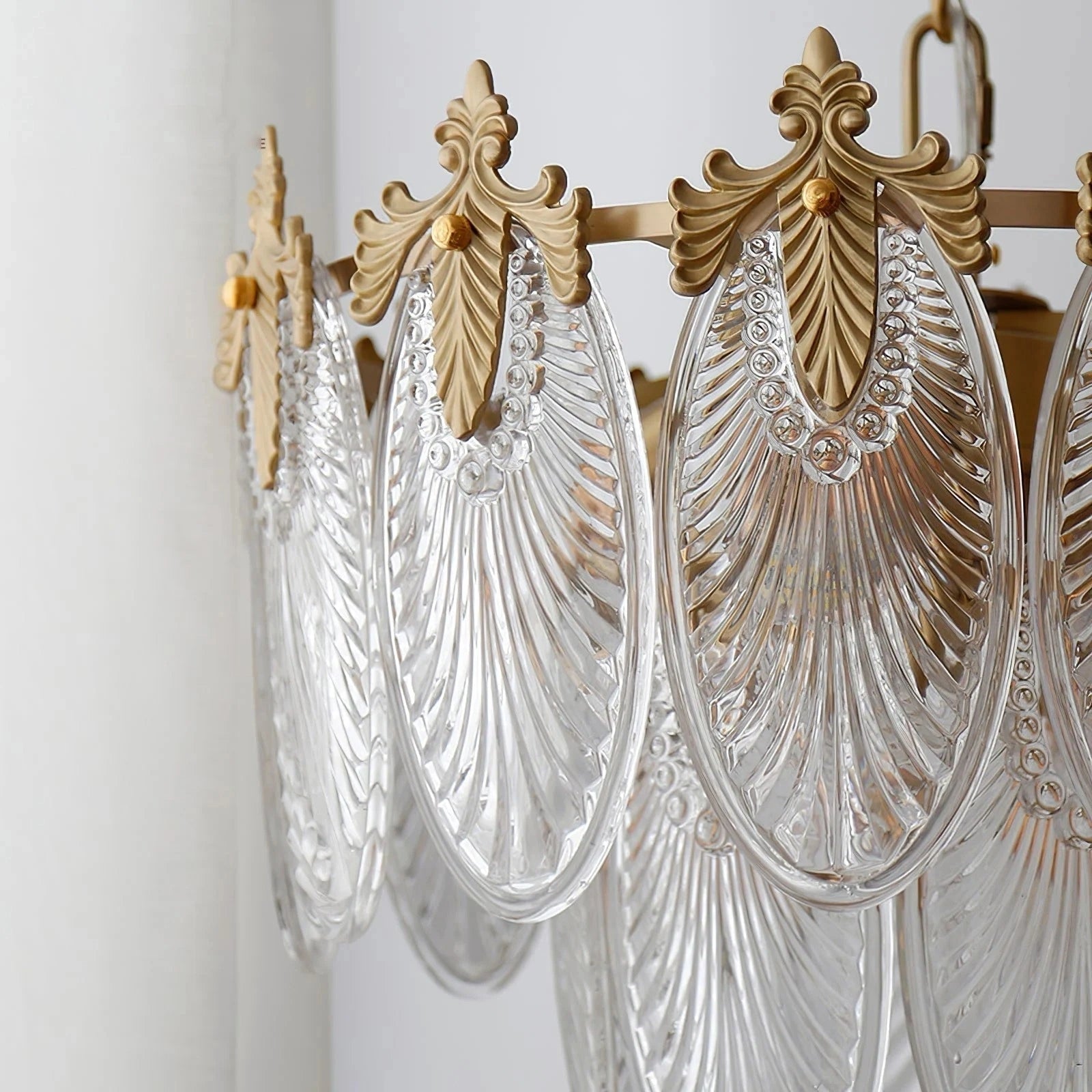Lustre à feuilles de cristal vintage Valerynthar10.webp__PID:9e3bf68e-7bb3-49ed-a02e-02ded3856f8e