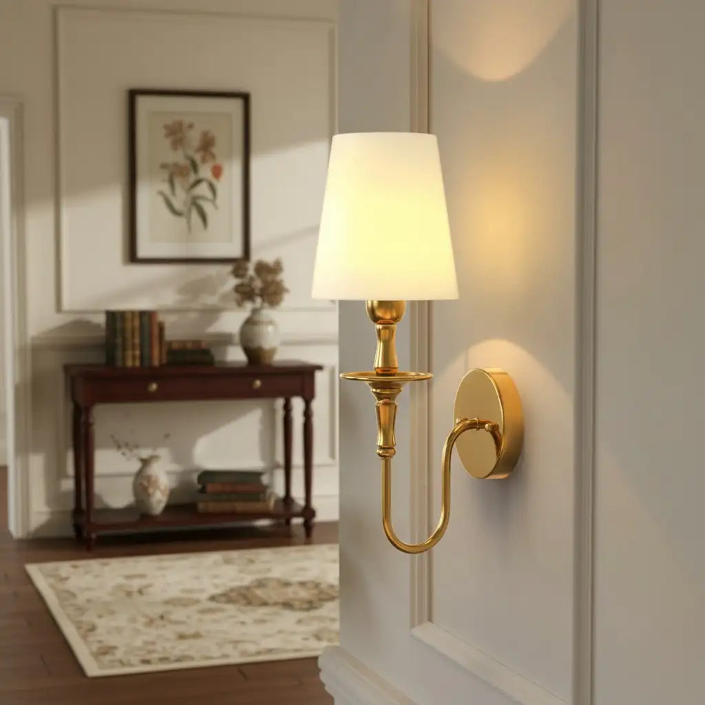 Aplique de pared con brazo curvo dorado clásico retro Xanthe2.webp__PID:7b676f04-1712-4eee-93bf-944779cca56f