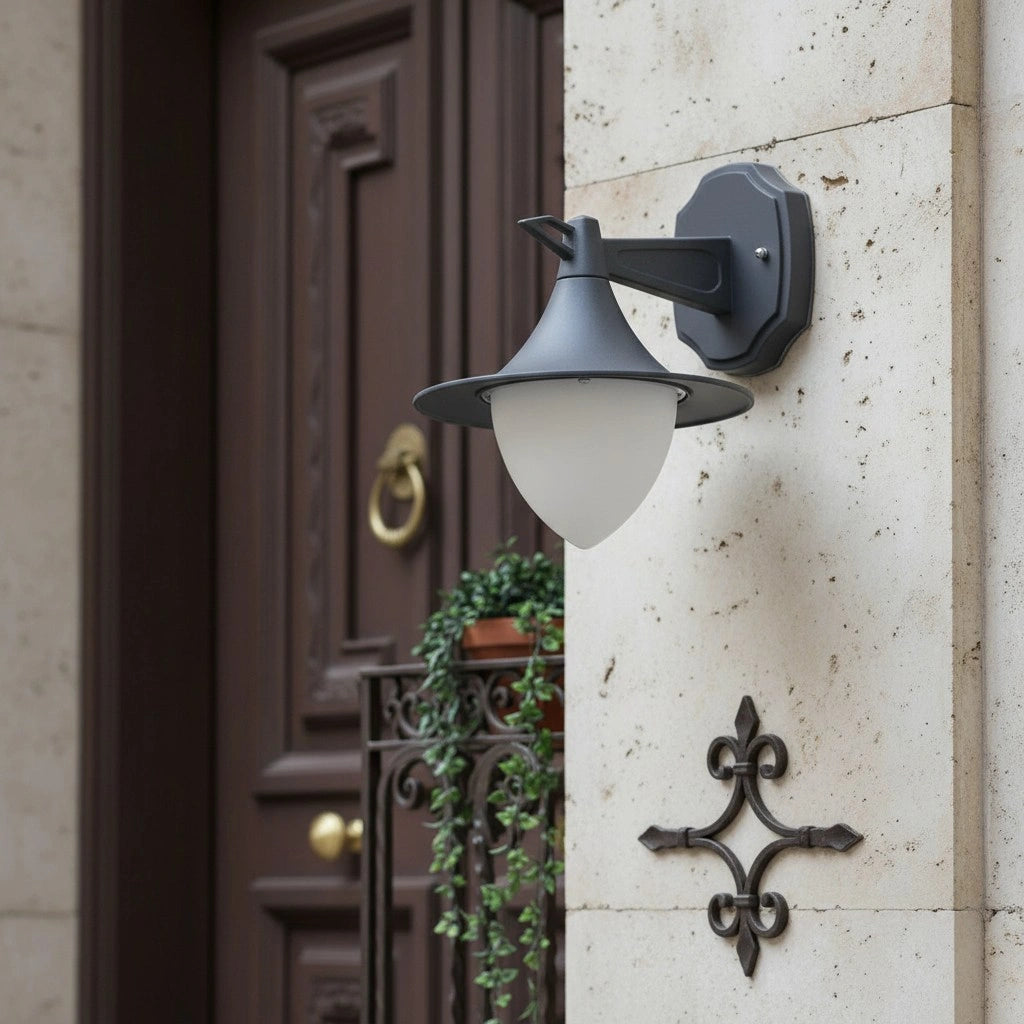 Lampada da parete Jelena retrò minimalista in metallo205.webp__PID:9aec5644-7cdc-4f5e-b9ab-483e5aef7200