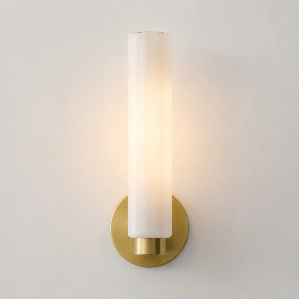 Antique Brass 1-Head Luke wall light, light on