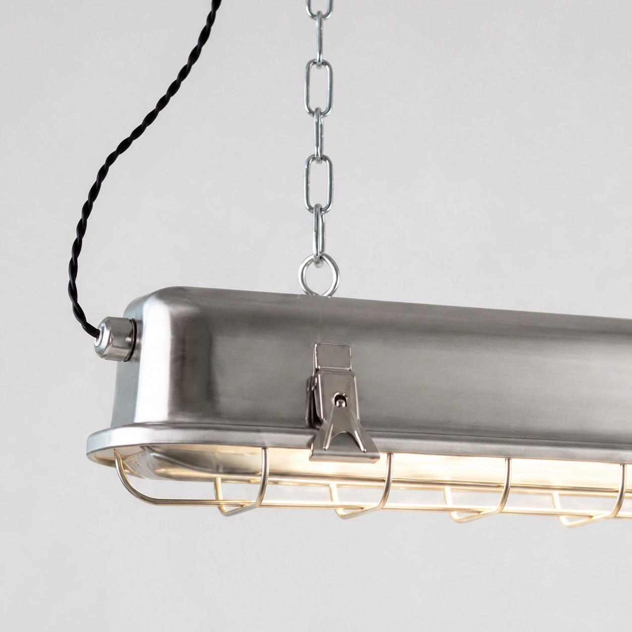 Birgit chain suspension connection detail