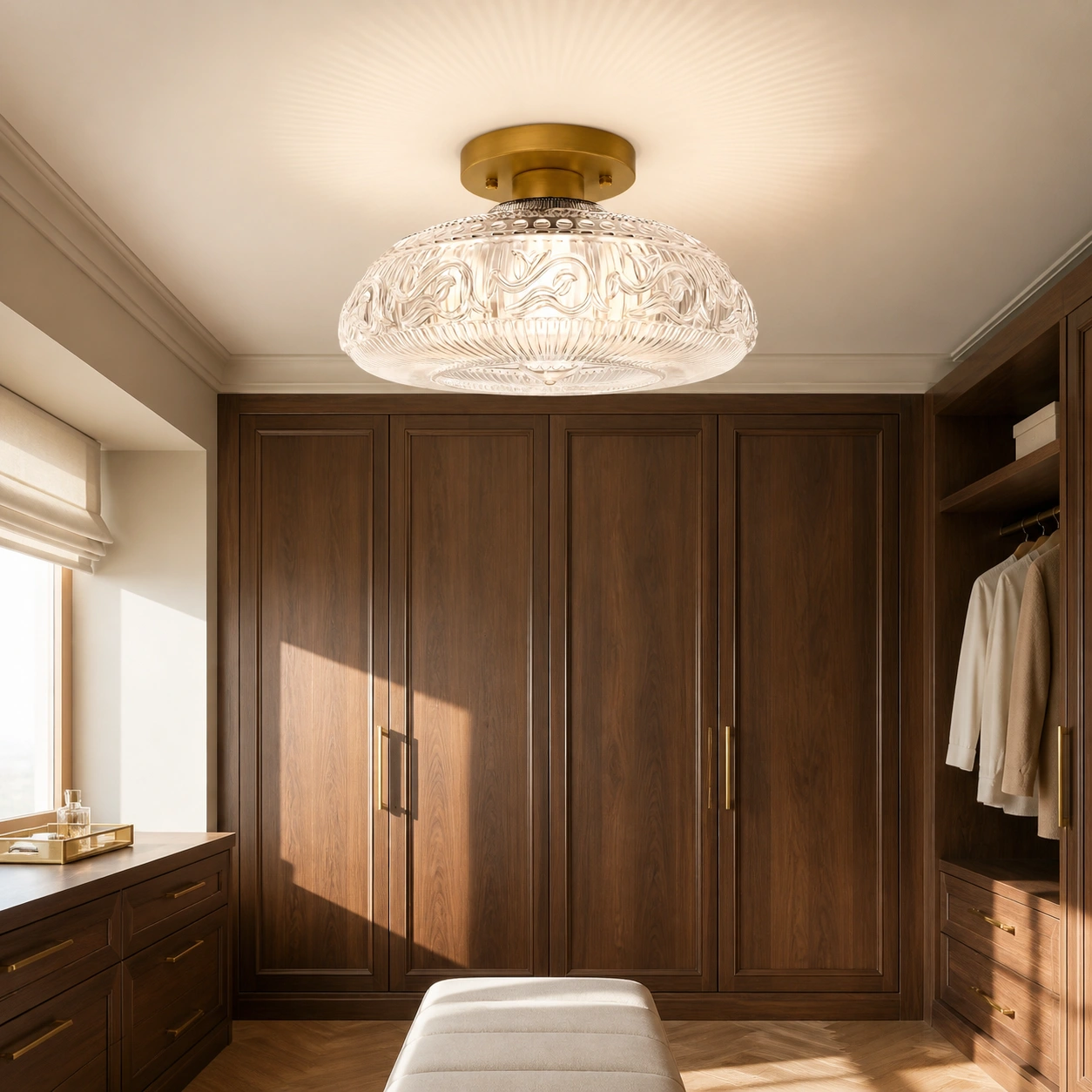 Clear glass Jules ceiling light in a dressing room