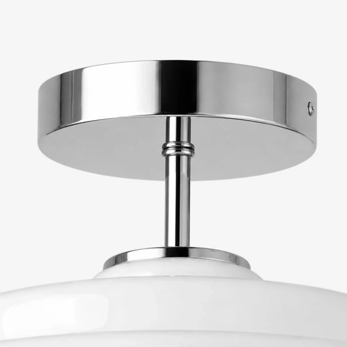 Ivon polished silver canopy detail