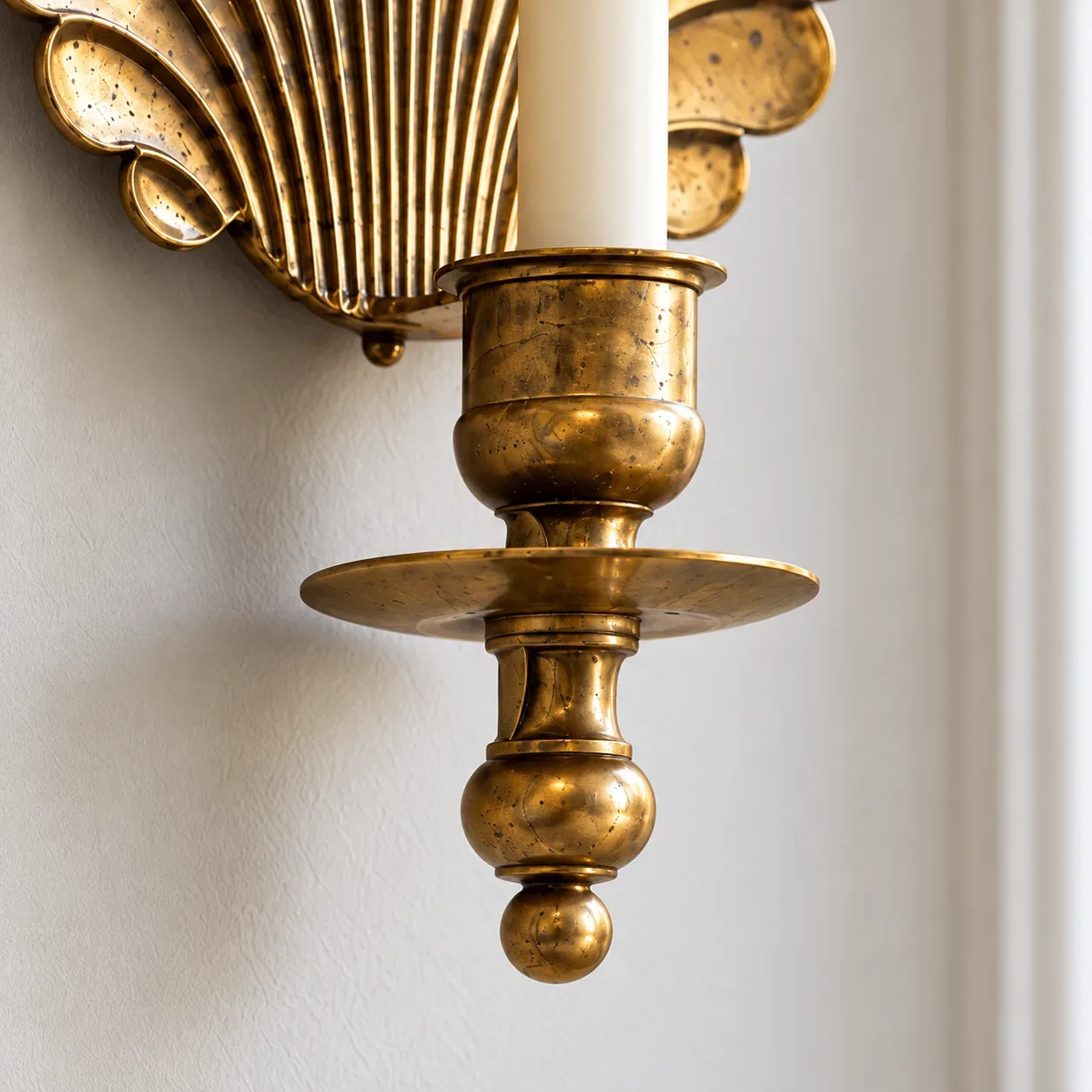 Candle cup and finial