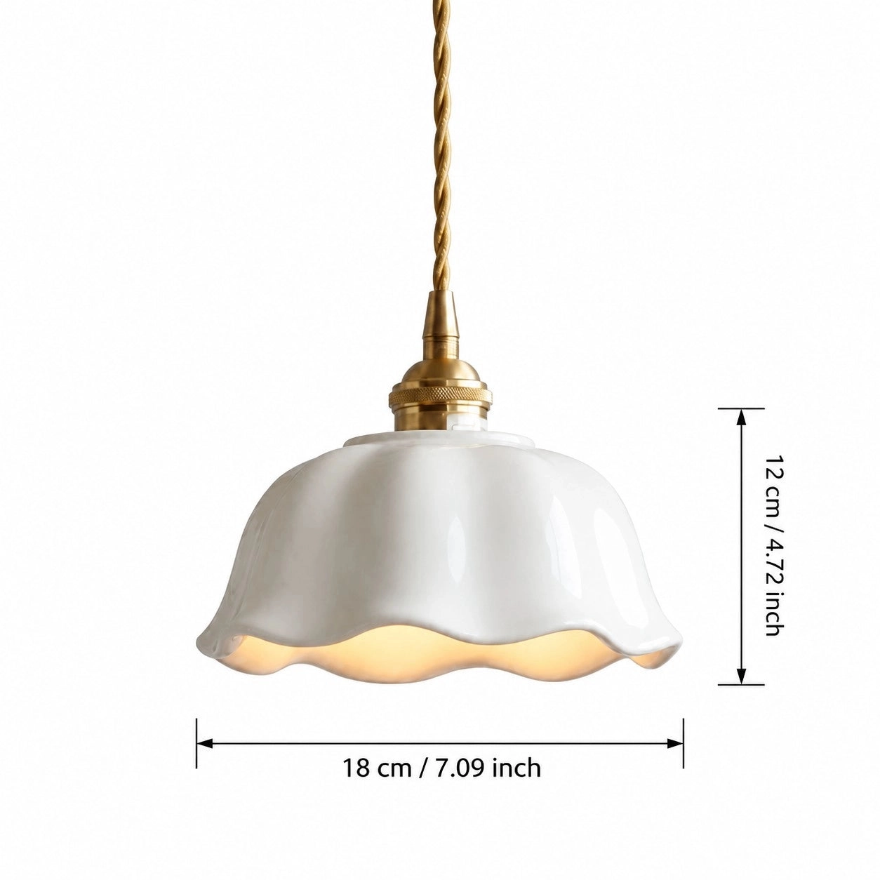 Pendant dimensions: 18 cm diameter and 12 cm shade height